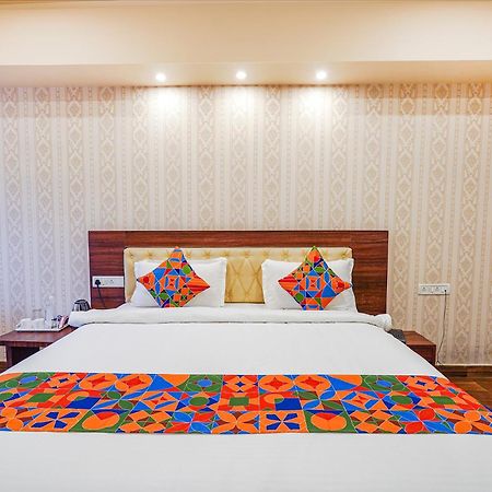 Fabhotel Grand Falcon Bangalore Exteriör bild