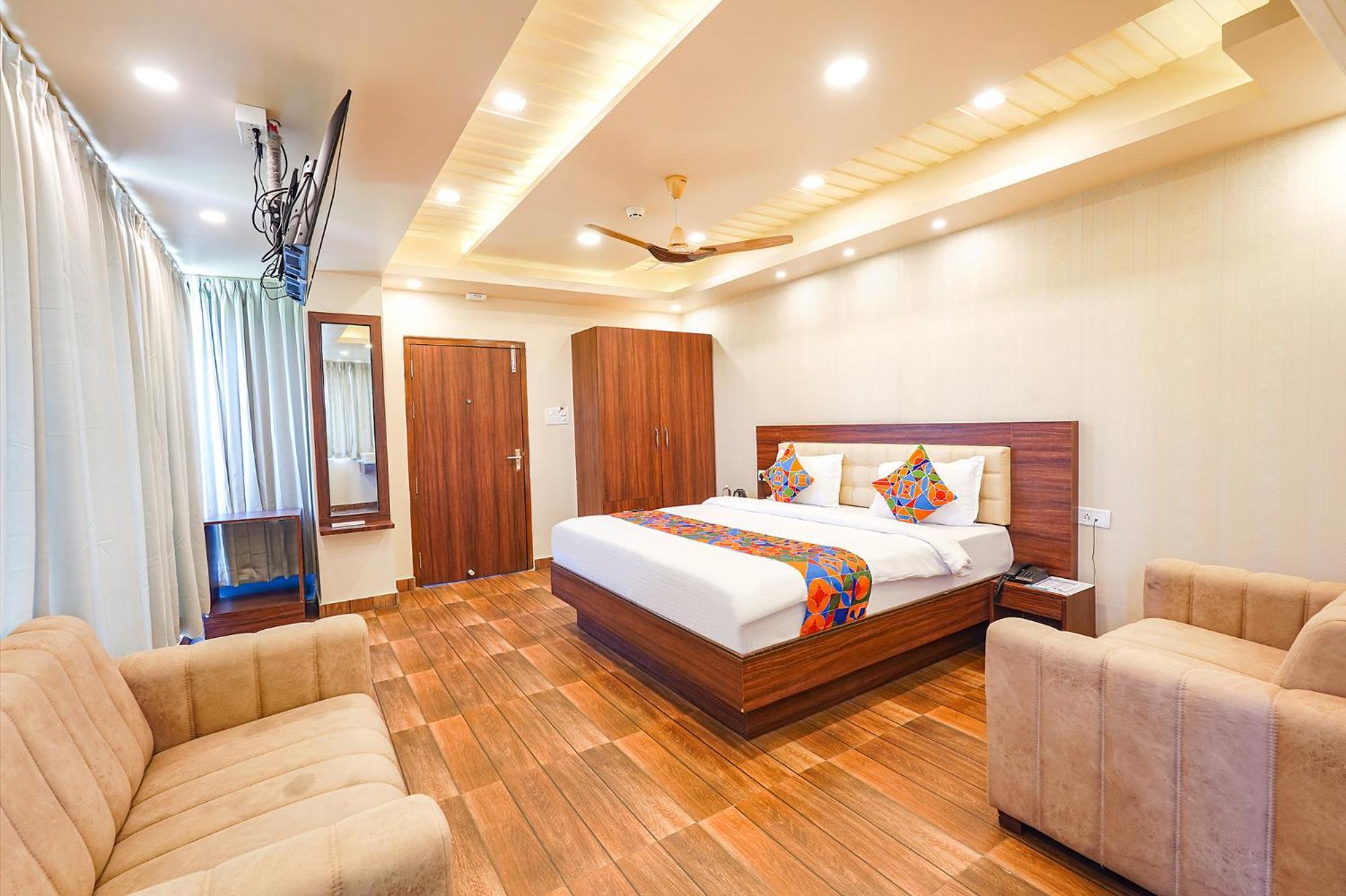 Fabhotel Grand Falcon Bangalore Exteriör bild
