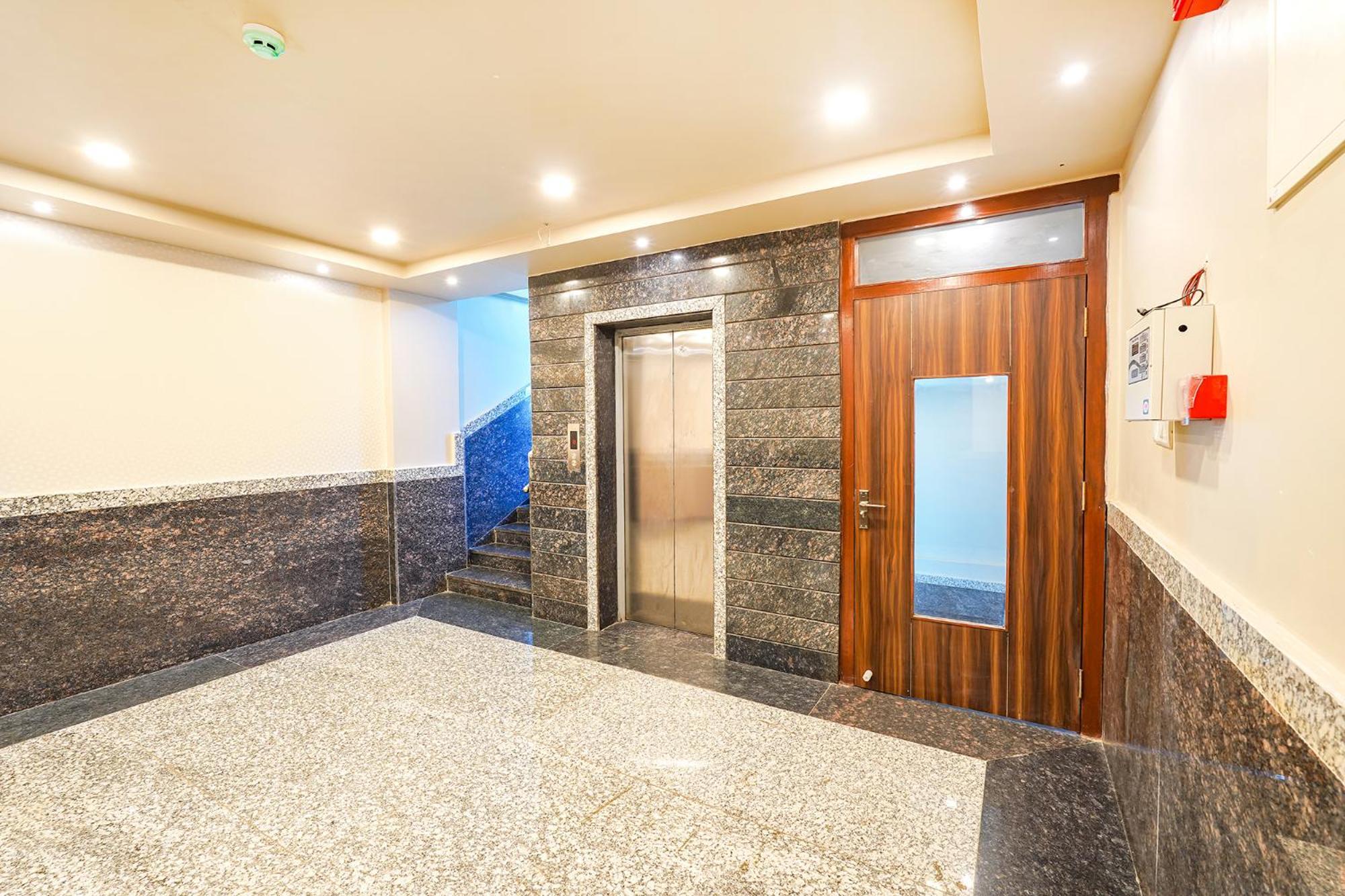 Fabhotel Grand Falcon Bangalore Exteriör bild